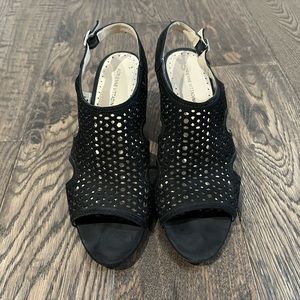 Adrienne Vittadini Shoe / Sandal, Black Suede, Size 9
